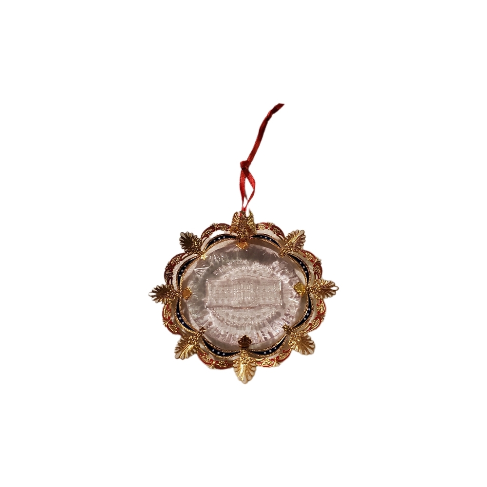 Vintage ©️ 2002 White House Historical Association USA Christmas Ordament Gold